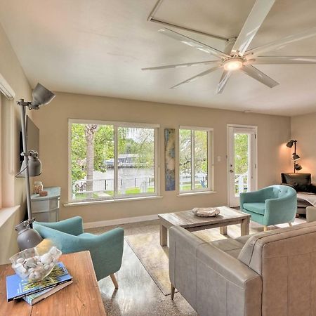 Pet-Friendly Waterfront Home - 2 Mi To Beach! Tarpon Springs Eksteriør bilde